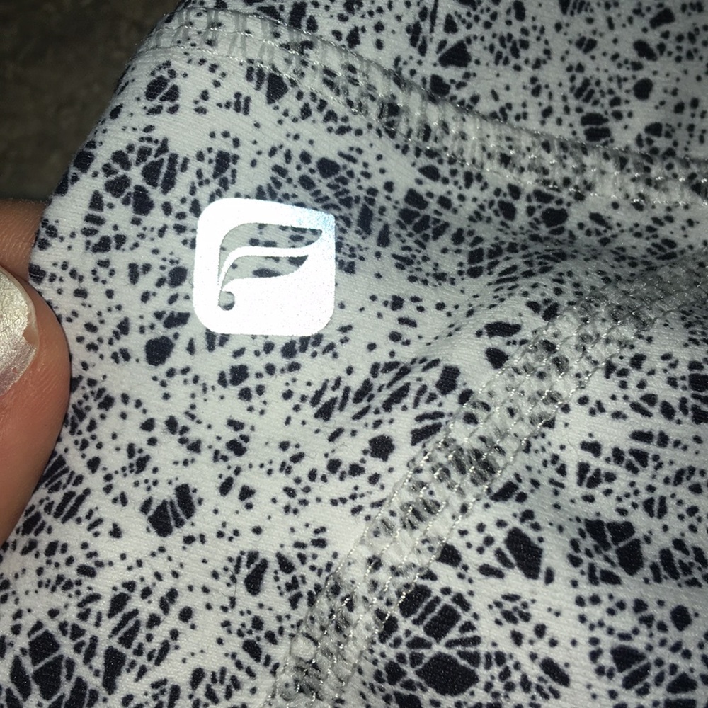 Fabletics activewear pants - Picture 3 of 4